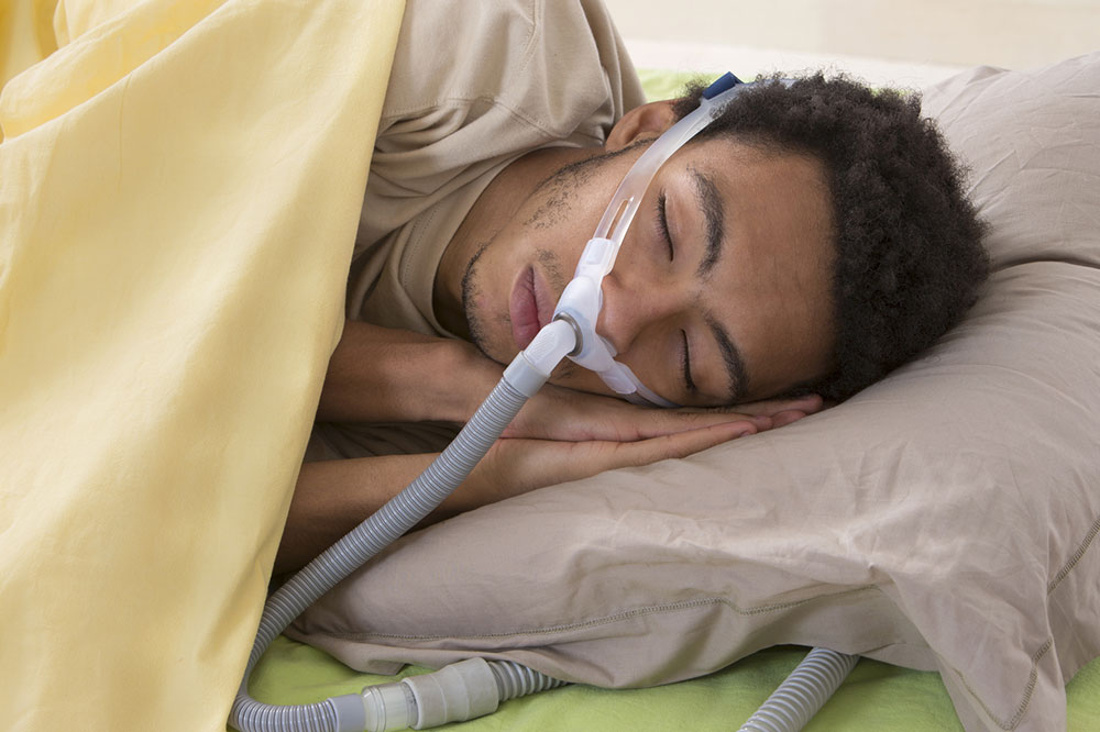 4 Ways to Treat Sleep Apnea Naturally