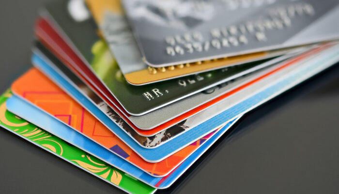 5 Credit Cards for Those With Poor Credit